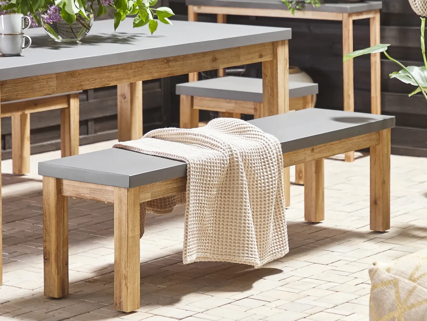 Outlet Beliani OSTUNI 160 cm Cemento Grigio Marrone Grigio