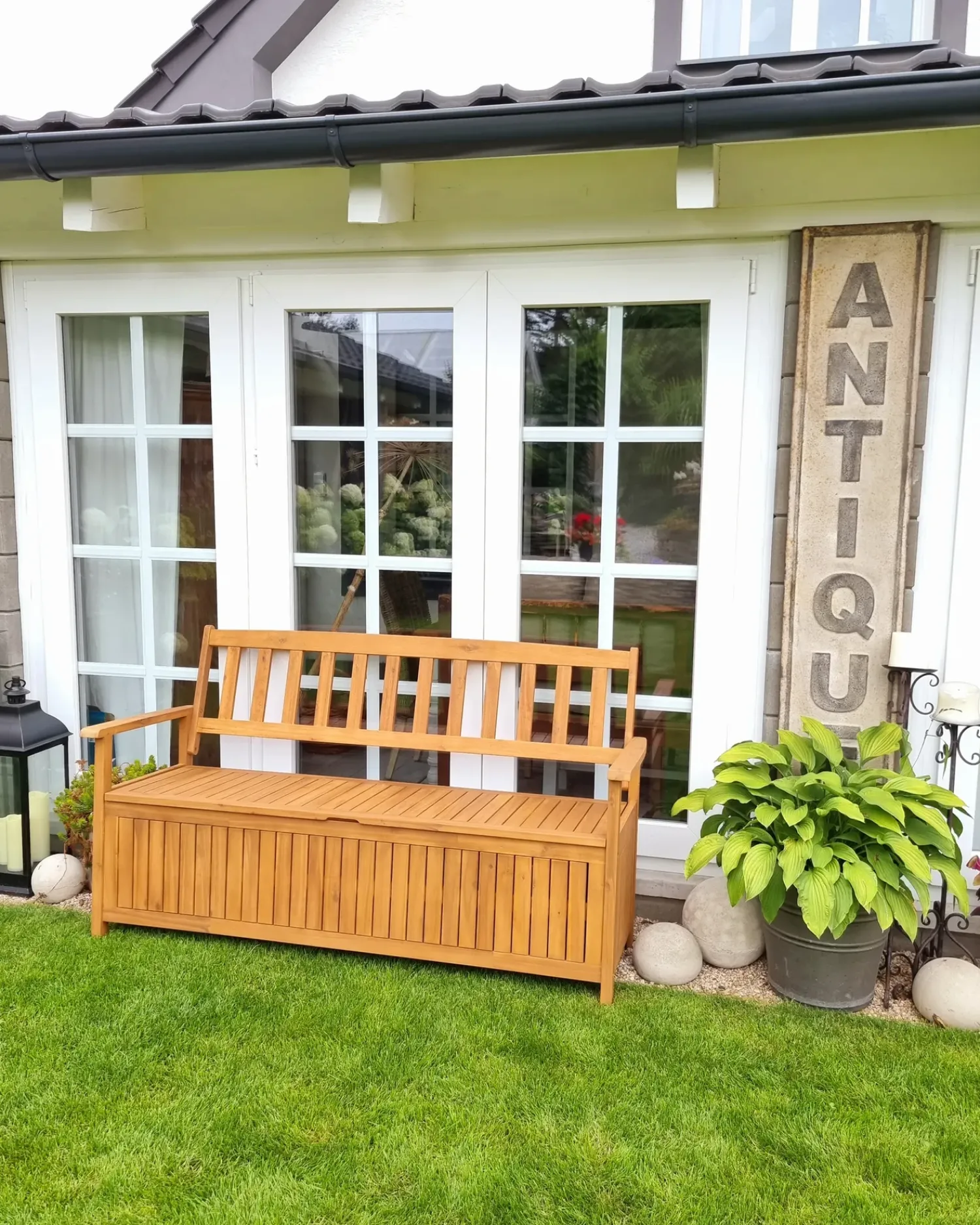 Best Beliani Panchina da giardino SOVANA con contenitore Legno d'acacia Marrone