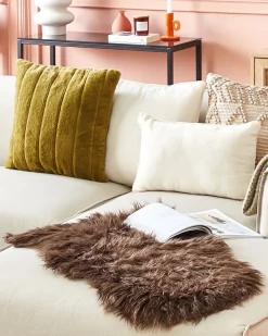 Discount Beliani Pelle di Pecora ULURU scuro 65 x 110 cm Marrone