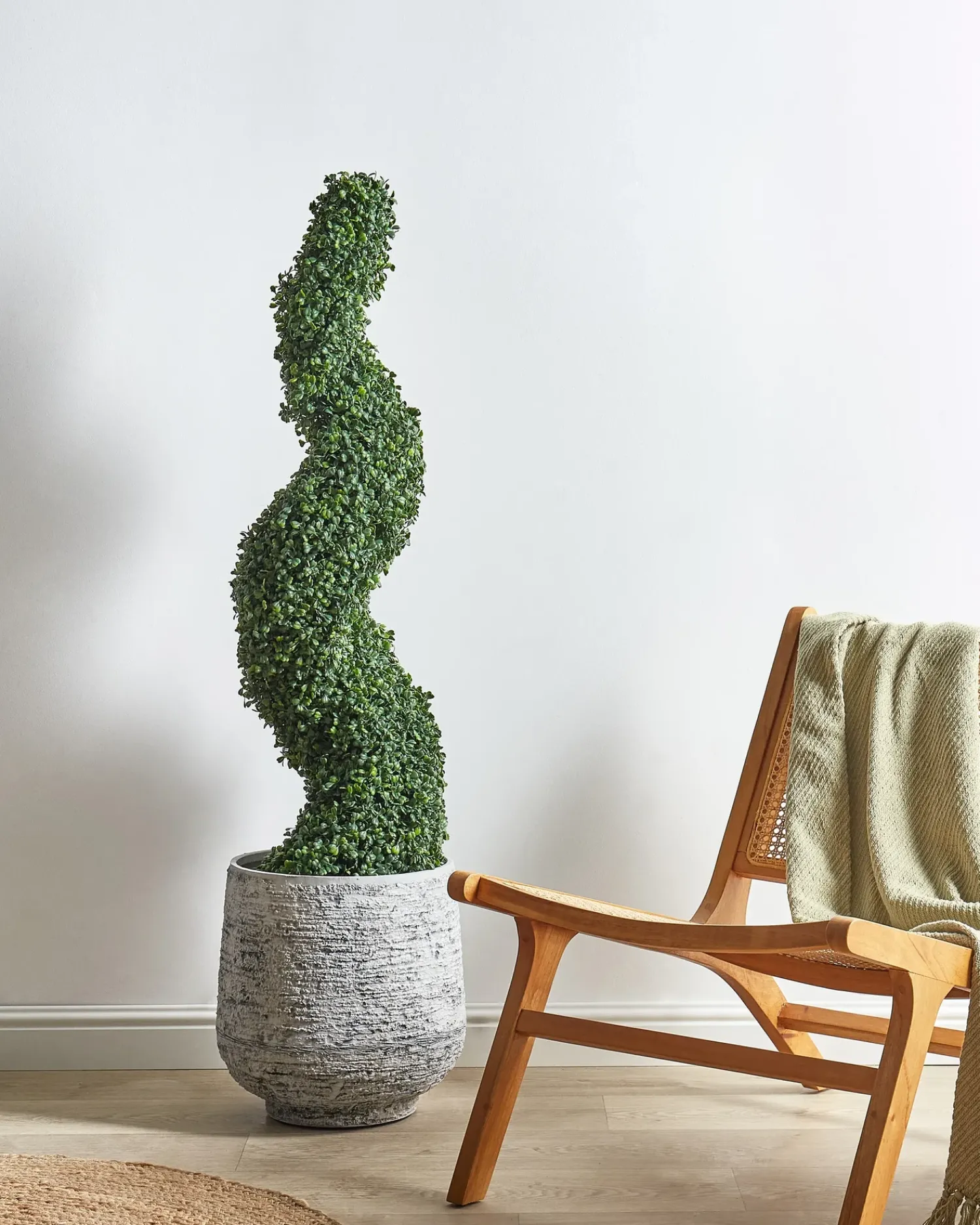 New Beliani Pianta artificiale BOXWOOD SPIRAL TREE 120 cm Verde Nero Verde