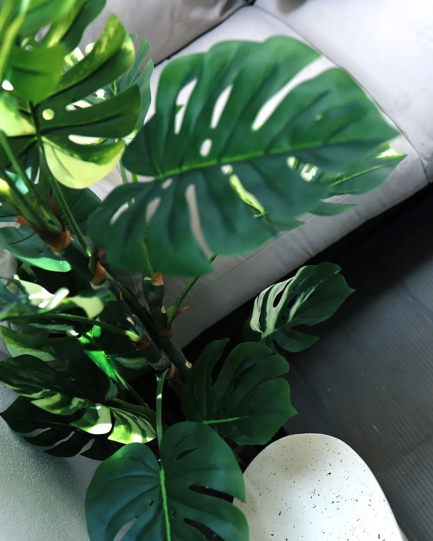 Online Beliani Pianta artificiale MONSTERA PLANT Verde Nero Verde