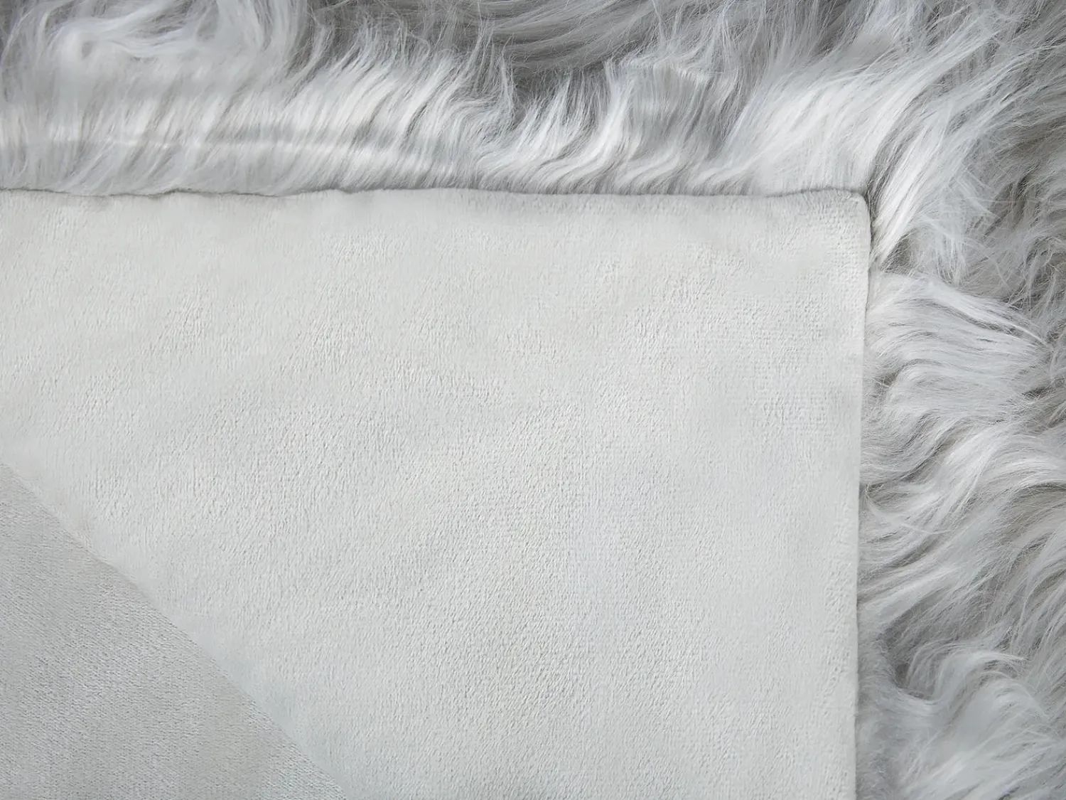 Outlet Beliani Piumone DELICE chiaro Grigio