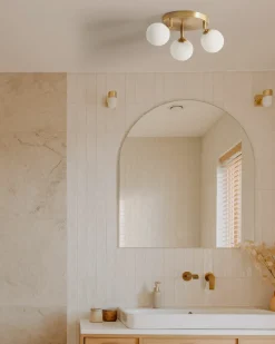 Clearance Beliani Plafoniera MAVILLA Vetro Ottone Bianco Ottone