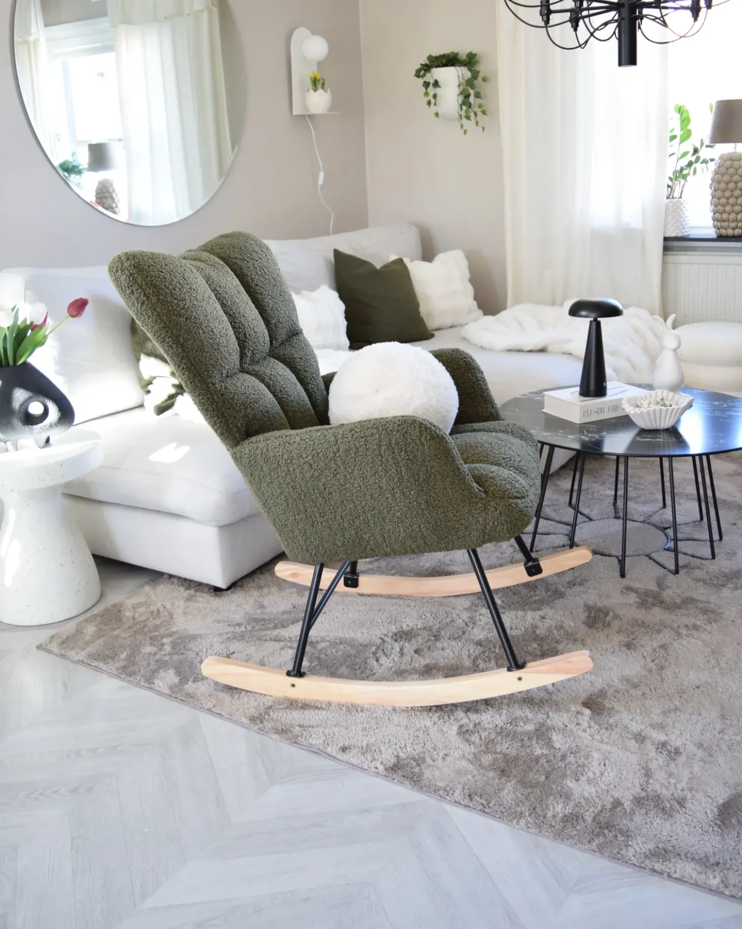 Poltrona a dondolo OULU Bouclé Verde scuro