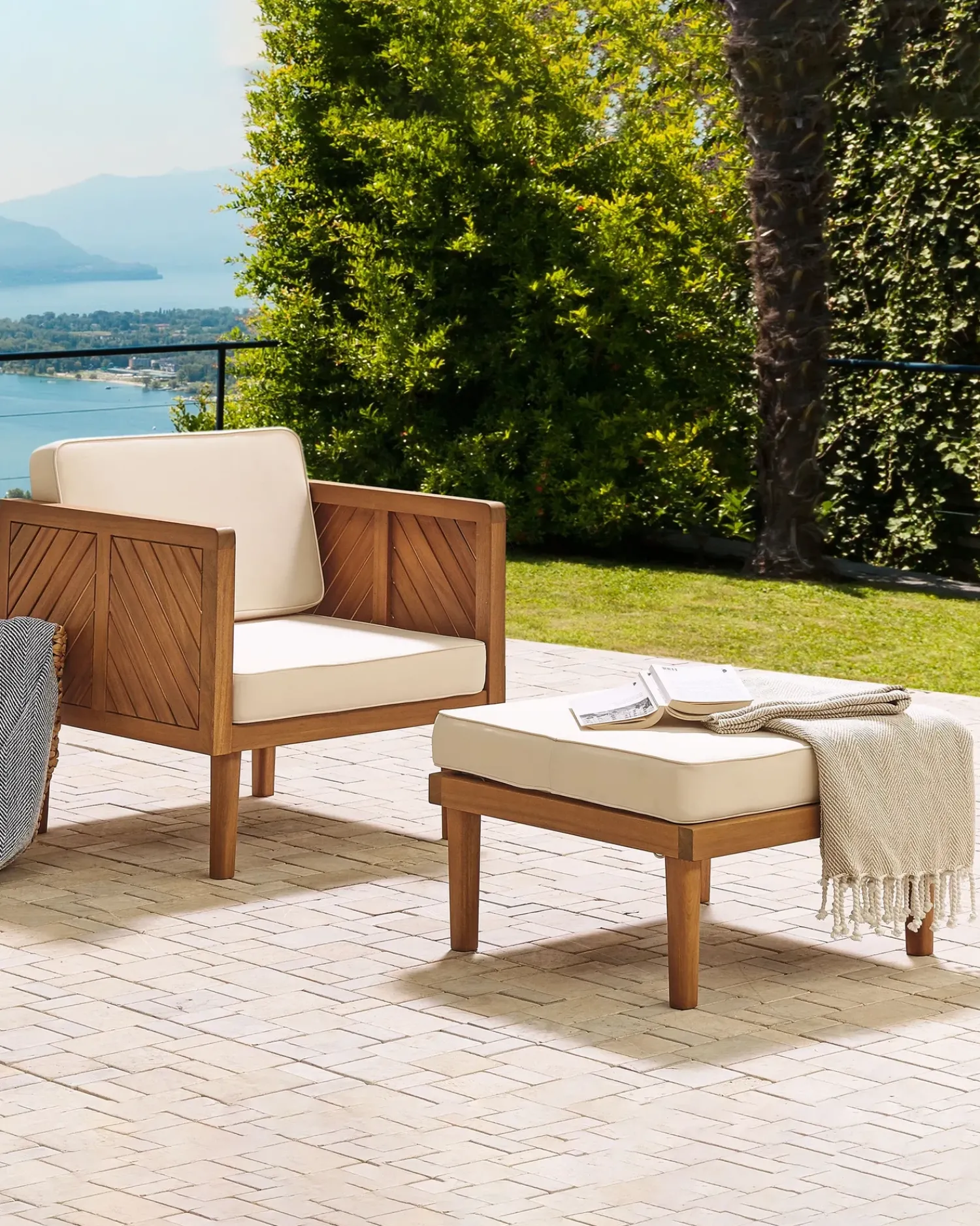 Sale Beliani BARATTI Legno d'acacia Marrone Beige Marrone