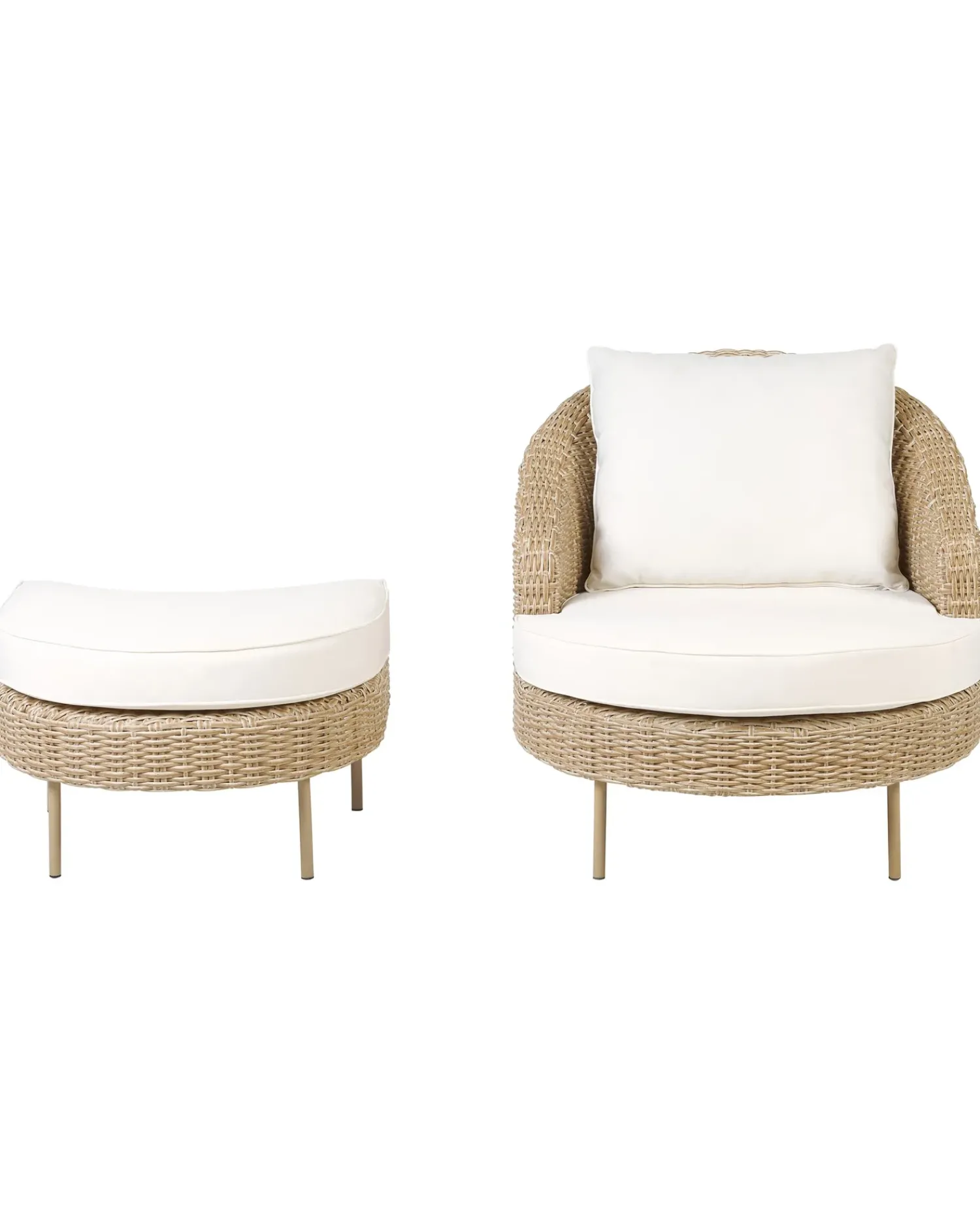 Beliani Poltrona da giardino con ottomana ARCILLE Rattan sintetico (PE) Naturale Beige Bianco Naturale