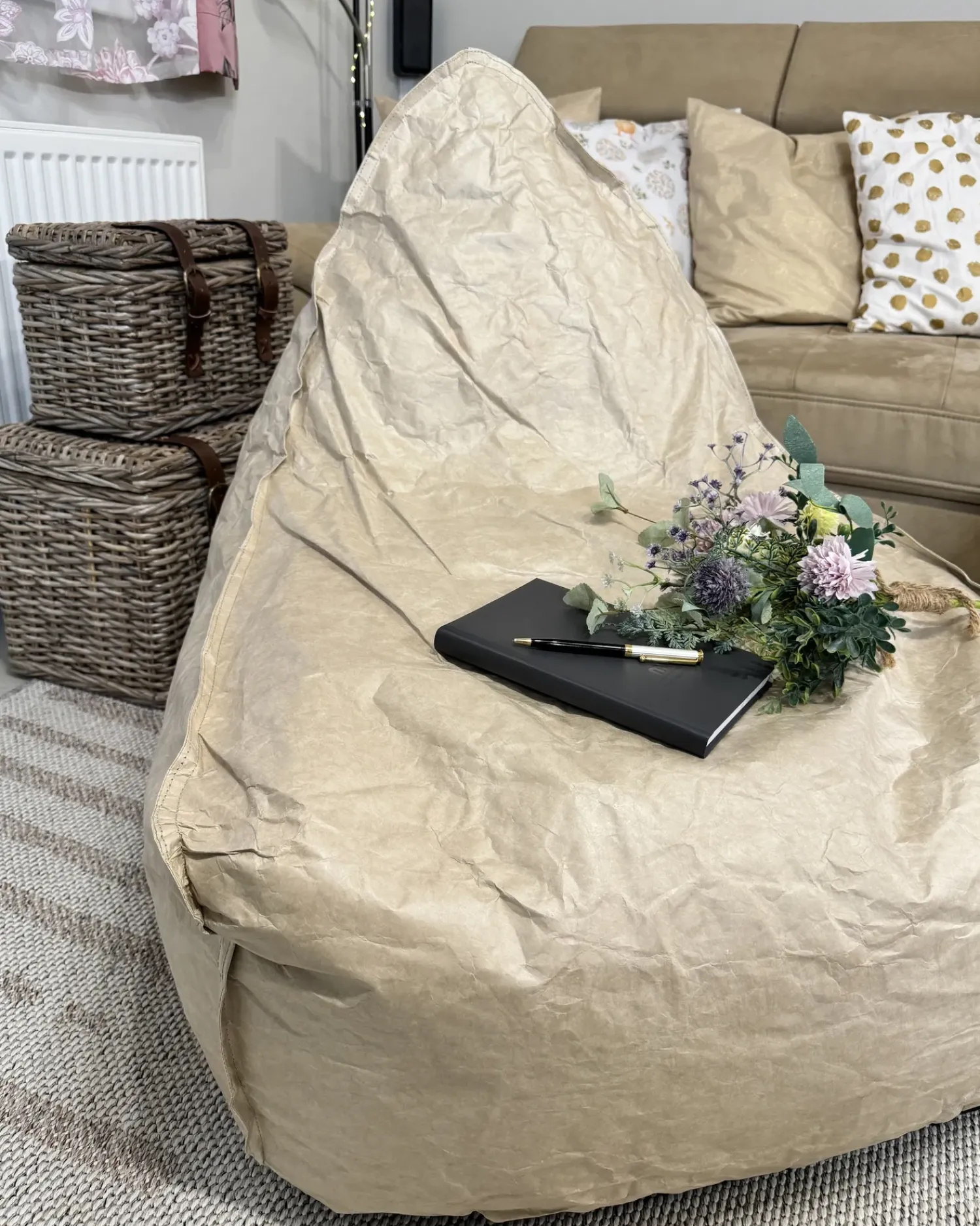 Beliani Poltrona sacco 200 L DROP 63 cm 75 cm chiaro Beige