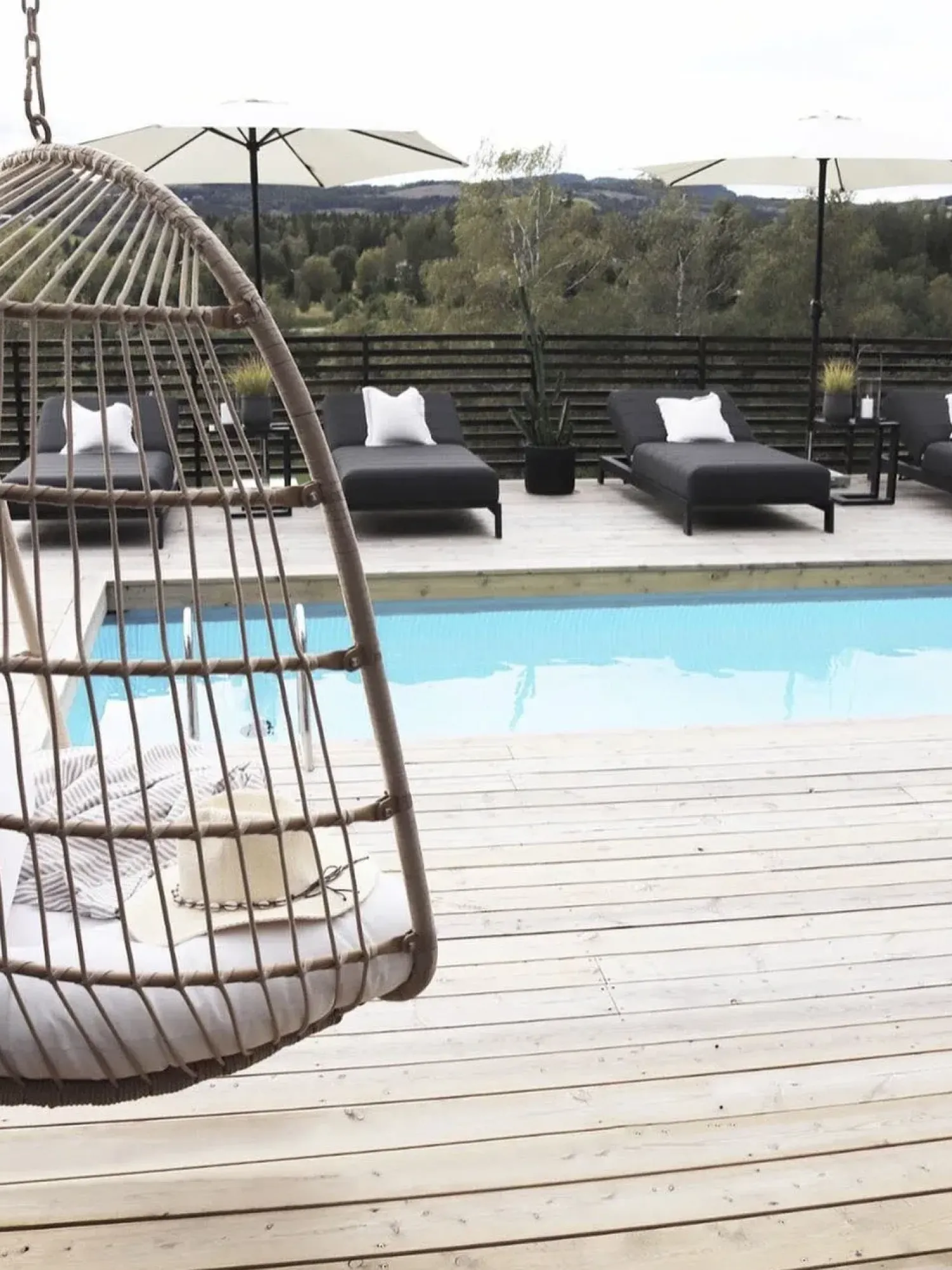 Discount Beliani CASOLI Rattan sintetico (PE) Naturale Bianco Marrone Nero
