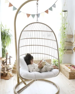 Sale Beliani Poltrona sospesa con supporto da pavimento ALLERA Rattan sintetico (PE) Beige Bianco Beige Naturale