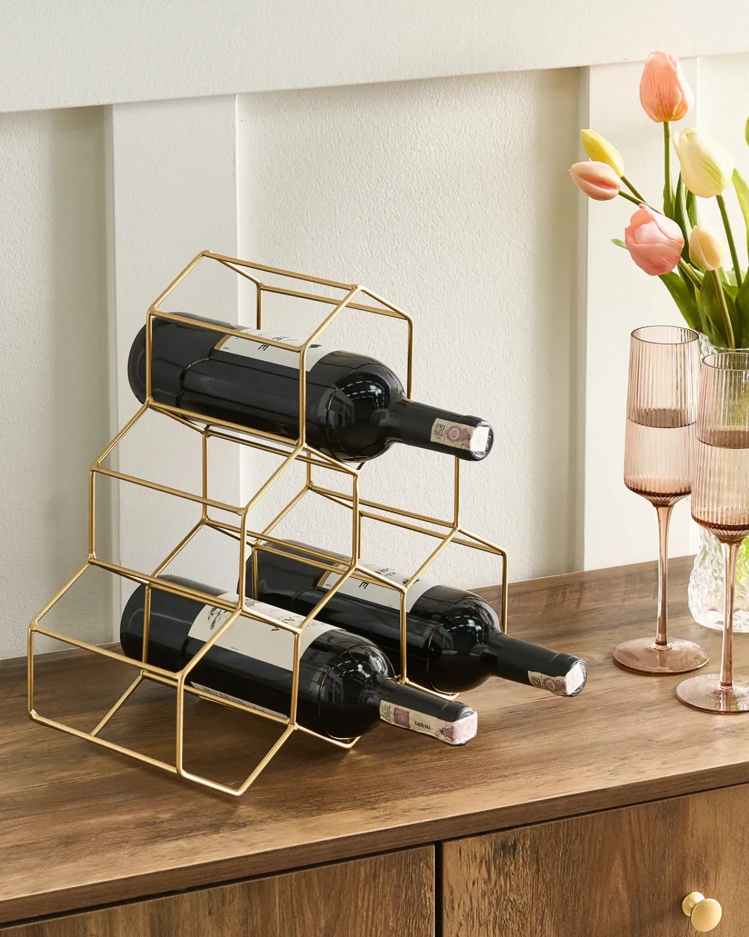 Sale Beliani Porta bottiglie da vino LISTOWEL Metallo Oro