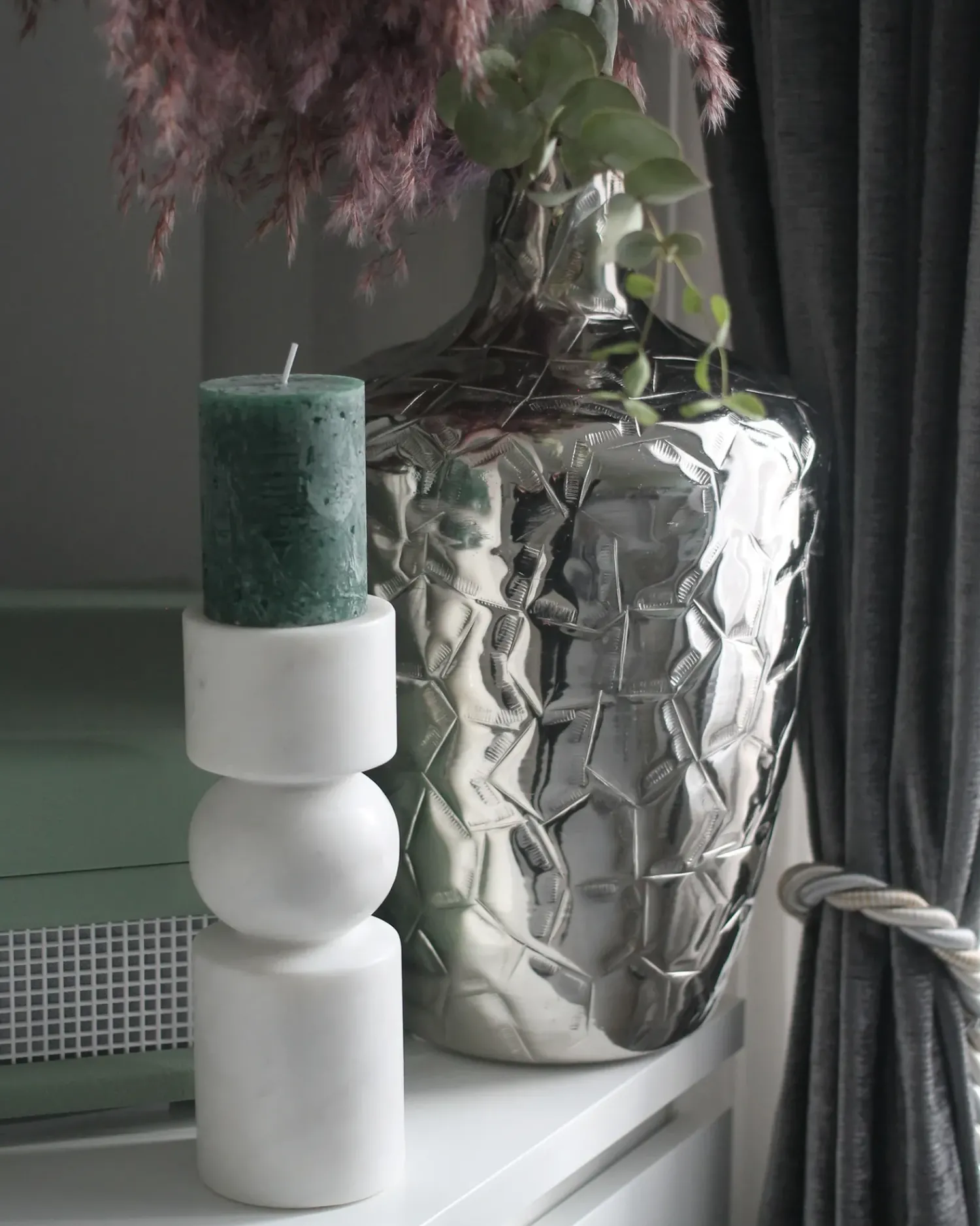 Sale Beliani Portacandele IOANNINA Pietra 20 cm Bianco