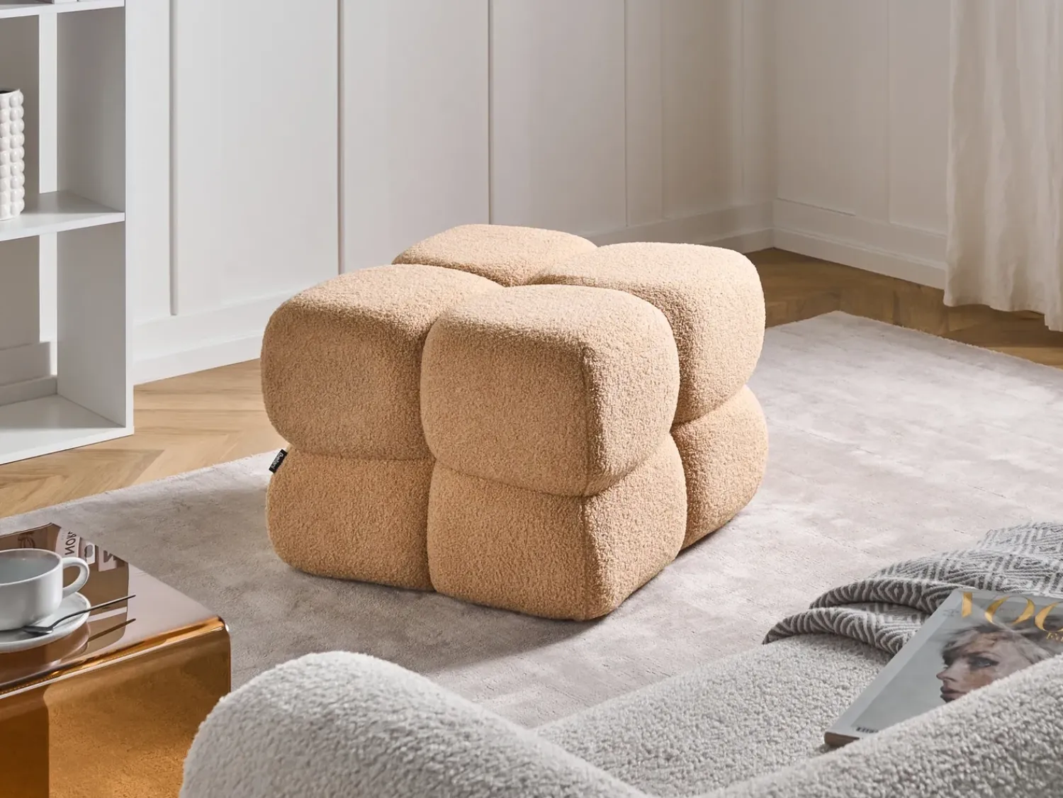 Discount Beliani Pouf CALIENTE Bouclé Beige