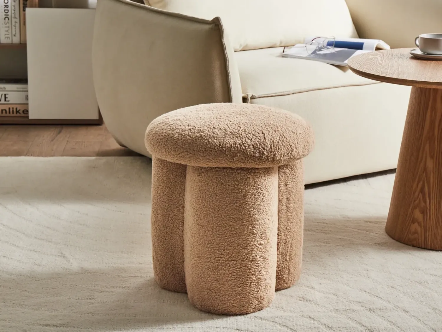Hot Beliani Pouf CARRINGTON Bouclé Beige