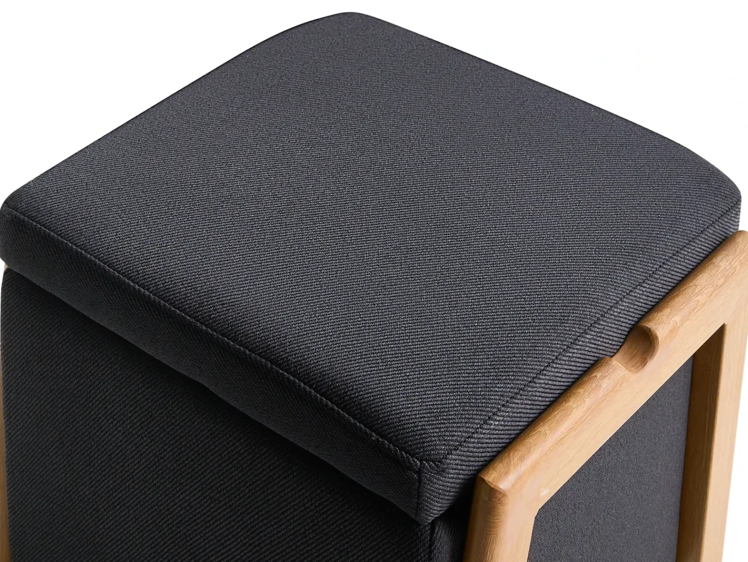 Beliani EDLAND Tessuto 45 cm 43 cm Nero Marrone Nero