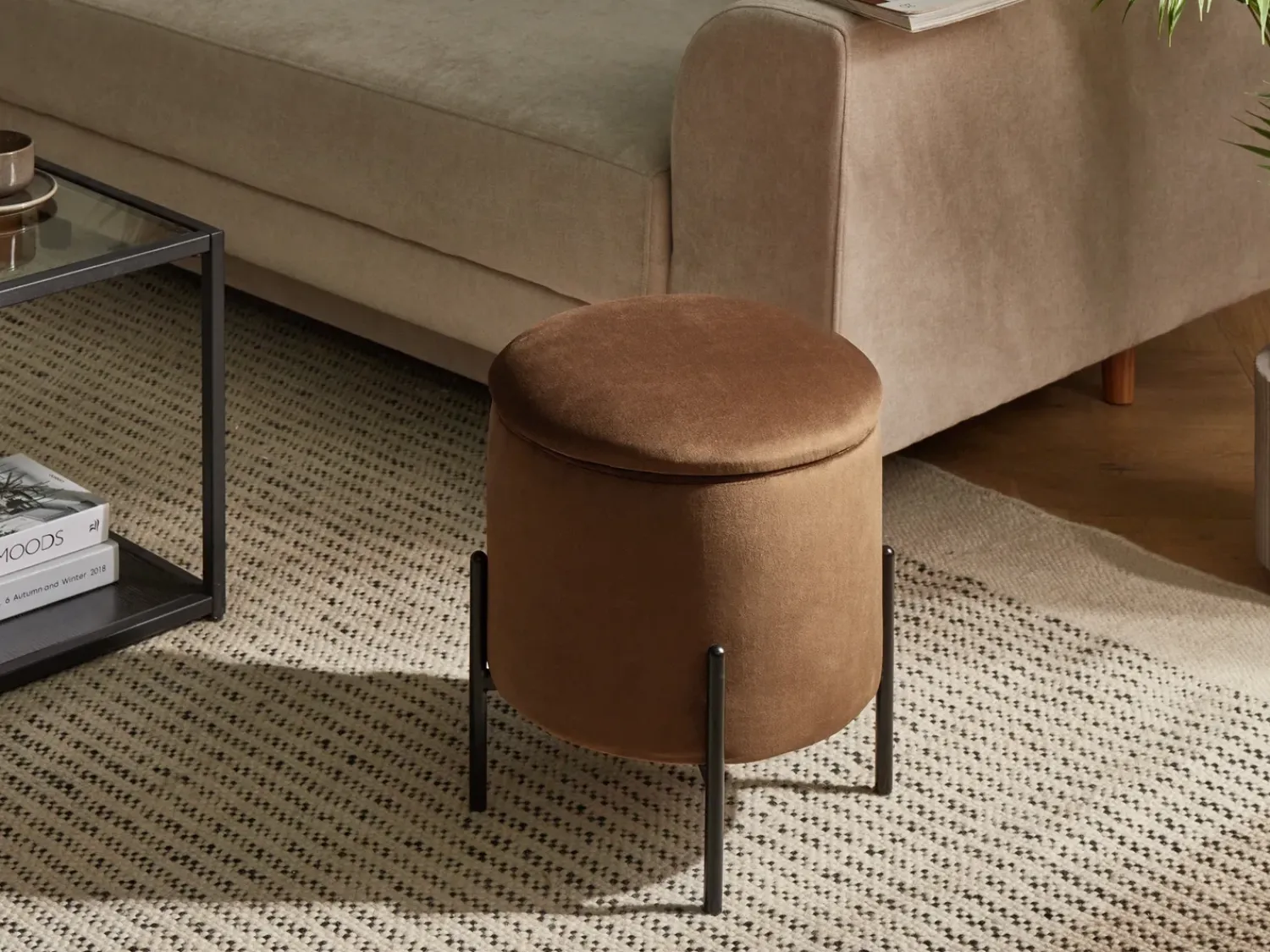 Sale Beliani Pouf contenitore WENONA Velluto Marrone scuro Marrone Nero