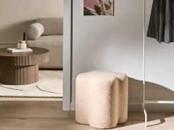 Outlet Beliani Pouf MANCOS Bouclé Beige