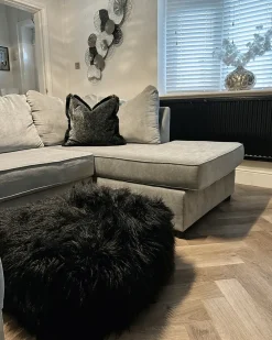 Best Beliani Pouf MUKKI Finta pelliccia Nero