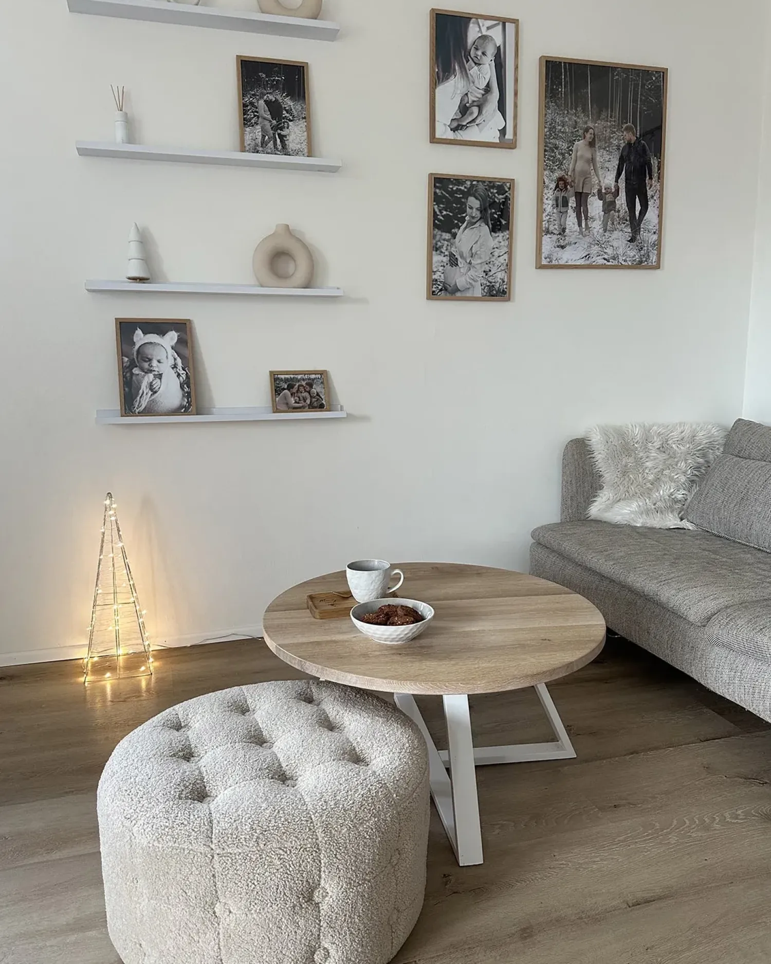 Hot Beliani Pouf TAMPA Bouclé Beige