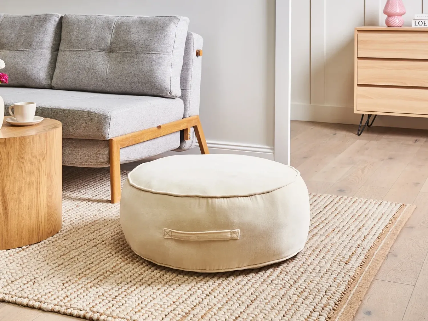 Best Beliani Pouf YULLE Velluto chiaro Beige
