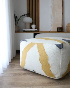 Beliani Pouf ZEUGMA Lana Beige Beige Giallo Grigio