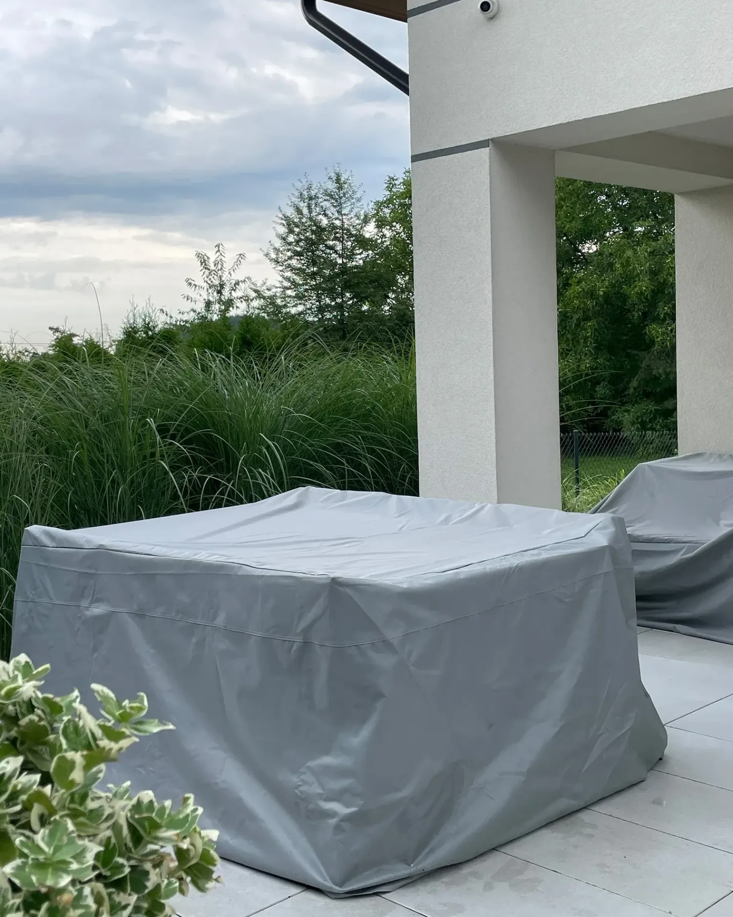 New Beliani Protezione impermeabile CHUVA 210 cm 150 cm 90 cm Grigio