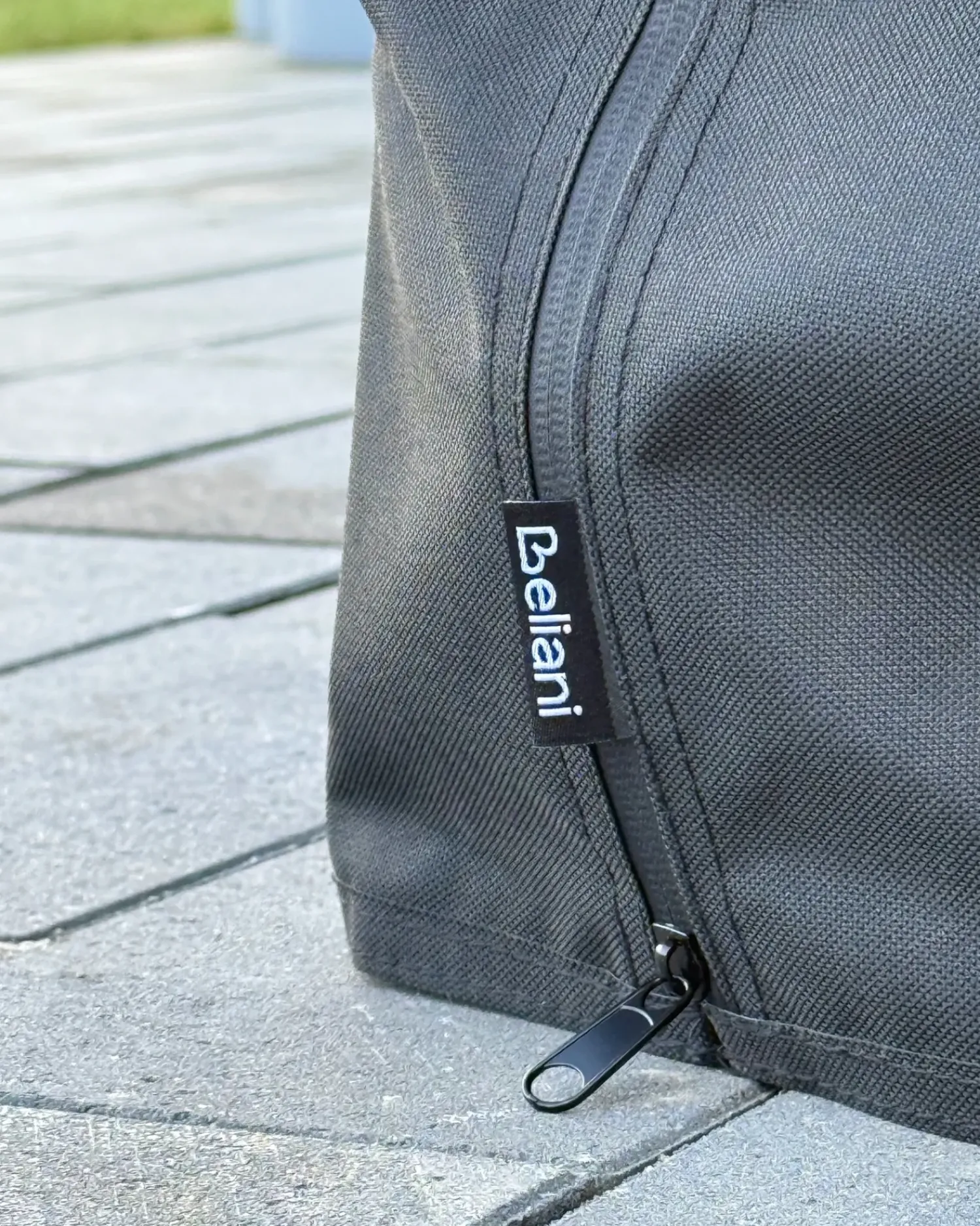 Outlet Beliani Protezione impermeabile CHUVA 185 cm 105 cm 75 cm Nero