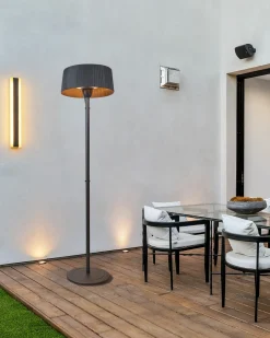 Discount Beliani Riscaldatore a infrarossi da patio a piantana VARAZZE 1500 W Nero