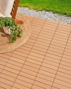 Discount Beliani Rivestimenti e piastrelle da esterno ATELETA Composito legno-plastica (WPC) chiaro Marrone