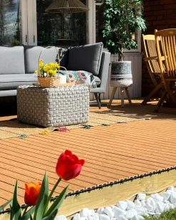 Sale Beliani Rivestimenti e piastrelle da esterno ATESSA Composito legno-plastica (WPC) chiaro Marrone