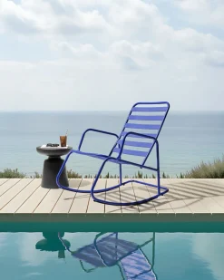 Outlet Beliani Sedia a dondolo da giardino TURI Metallo Blu
