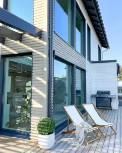 Beliani Sedia a sdraio pieghevole ANZIO con Tessuti di Ricambio Legno d'acacia Marrone chiaro Beige Marrone Multicolore