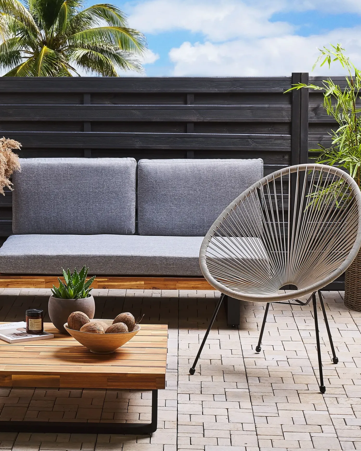 Sale Beliani ACAPULCO II Rattan sintetico (PE) Grigio chiaro Grigio Nero