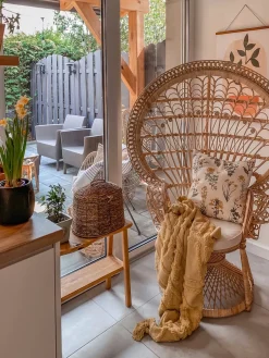 New Beliani Sedia Peacock EMMANUELLE Rattan Naturale Beige Marrone