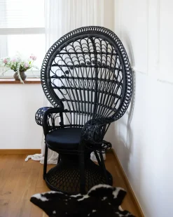 Sale Beliani Sedia Peacock EMMANUELLE Rattan Nero