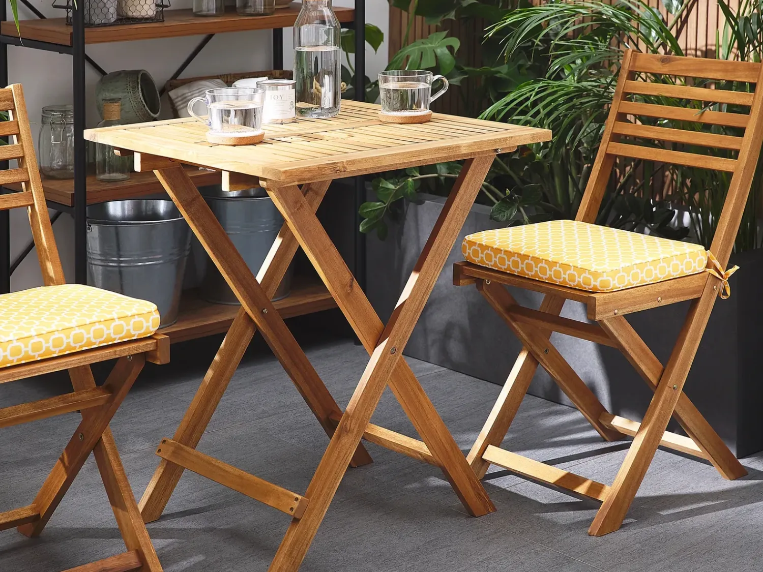 Beliani Set bistrot con cuscini FIJI Legno d'acacia Giallo Bianco Giallo Marrone