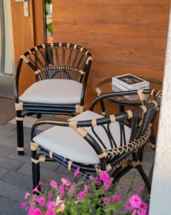 Sale Beliani Set bistrot con cuscini PECORINI Rattan Nero Bianco Marrone Nero