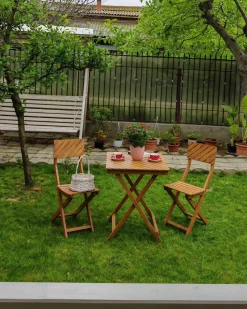 Sale Beliani Set bistrot Pieghevole ARDORE Legno d'eucalipto Marrone