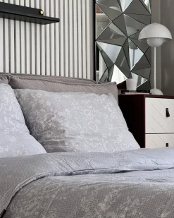 Outlet Beliani Set Copripiumino MORNINGSIDE Raso di Cotone Grigio Bianco Grigio