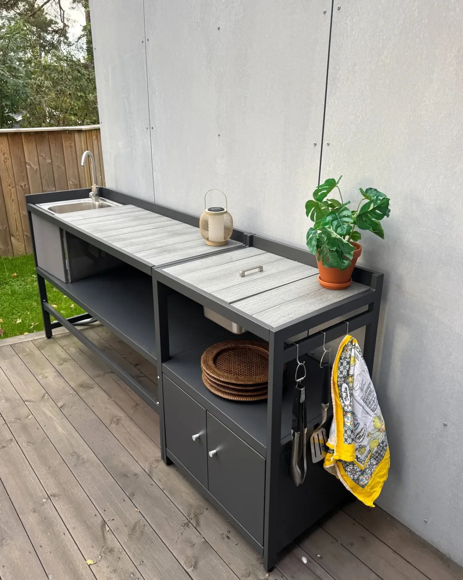 Clearance Beliani Set cucina da esterno con lavello ORTISEI Metallo grafite Grigio