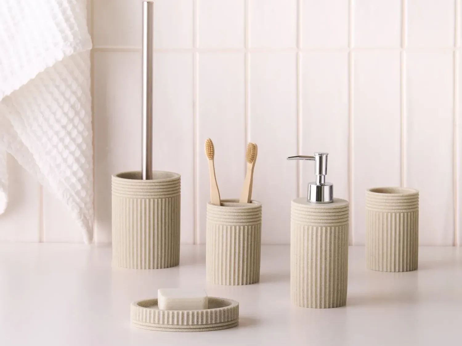 Clearance Beliani Set da 5 accessori per il bagno CHANCAY chiaro Beige