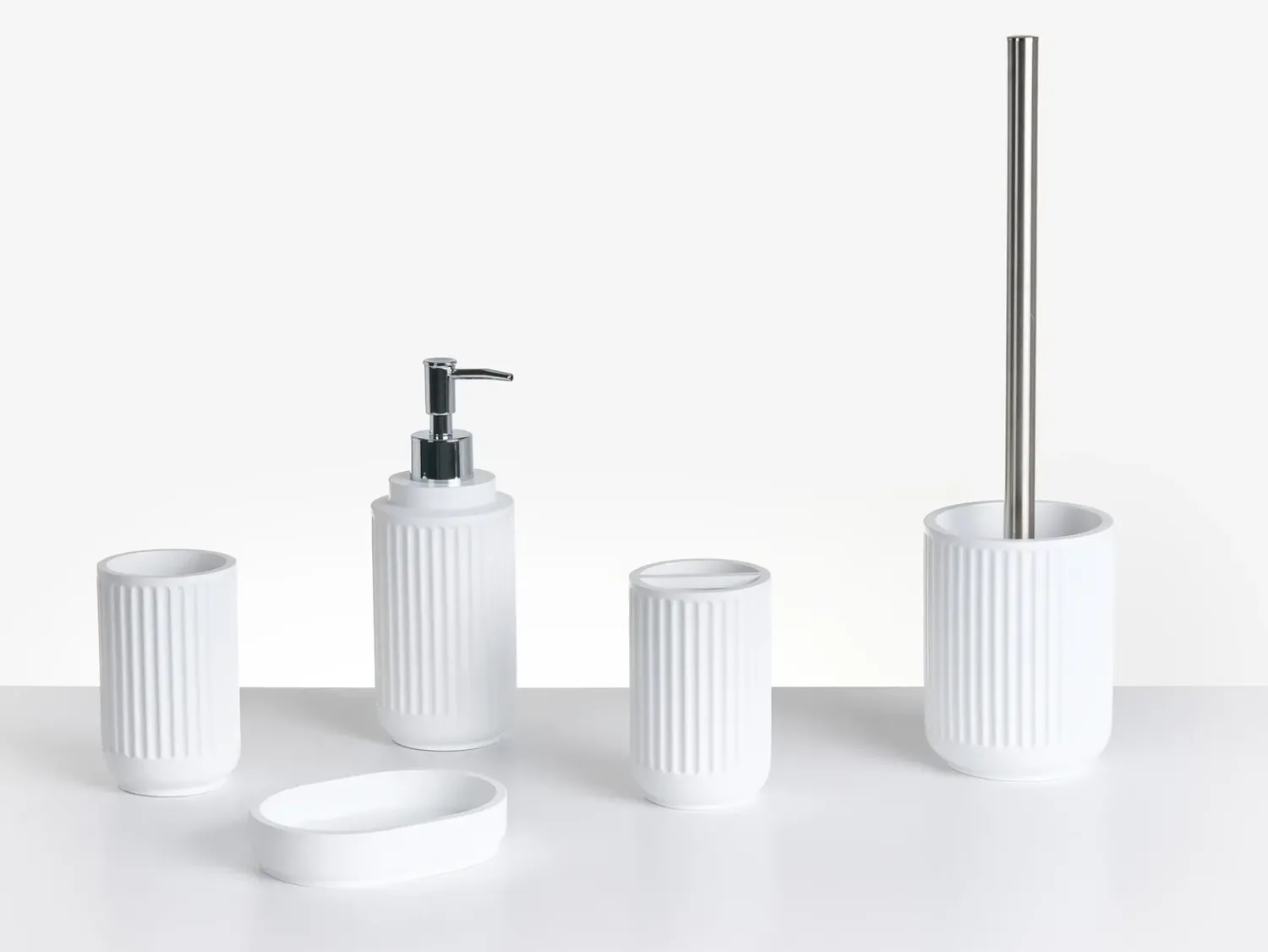 Hot Beliani Set da 5 accessori per il bagno HUARMEY Bianco