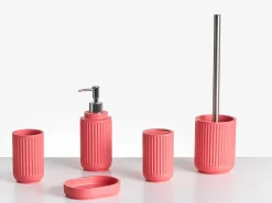 Beliani Set da 5 accessori per il bagno HUARMEY Rosso