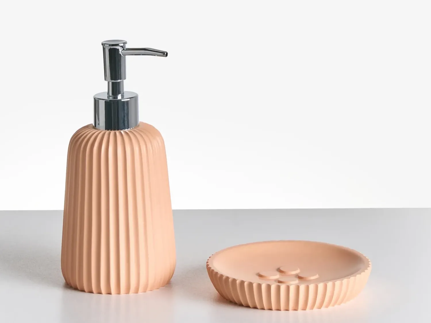 Discount Beliani Set da 5 accessori per il bagno POZUZO Arancione Arancione Argento