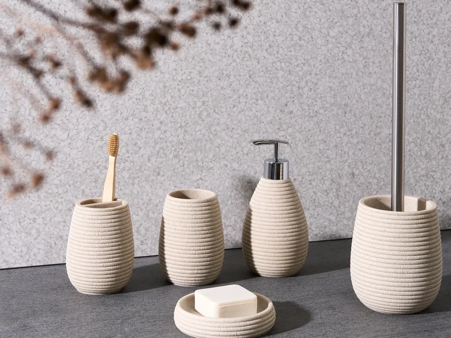 Beliani Set da 5 accessori per il bagno QUILA chiaro Beige