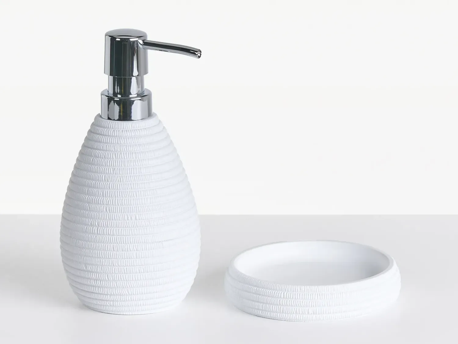 Beliani Set da 5 accessori per il bagno QUILA Bianco