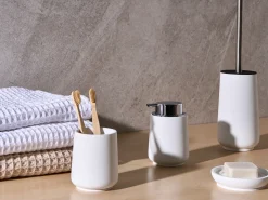 Outlet Beliani Set da 4 accessori per il bagno SUCHES Bianco