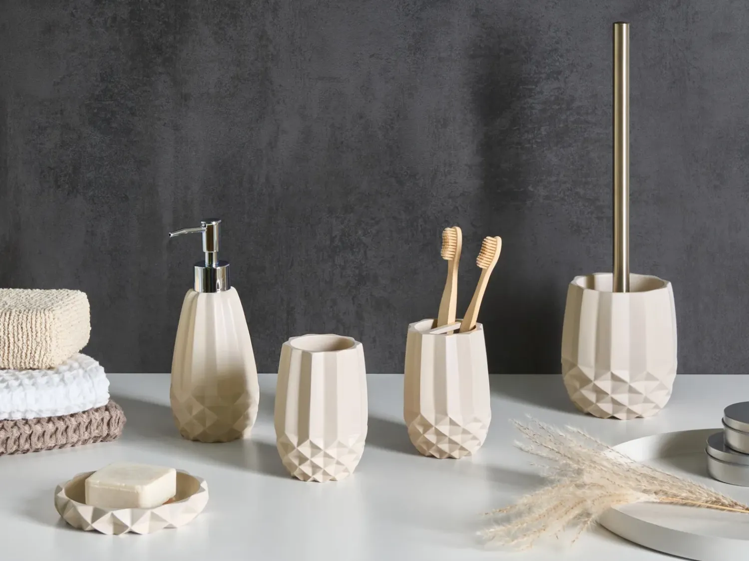 Discount Beliani Set da 5 accessori per il bagno SAMIRIA Beige