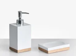 Outlet Beliani Set da 5 accessori per il bagno TAPICHE Bianco Bianco Marrone