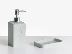 Best Beliani Set da 5 accessori per il bagno VILCANOTA Grigio effetto cemento Argento Grigio