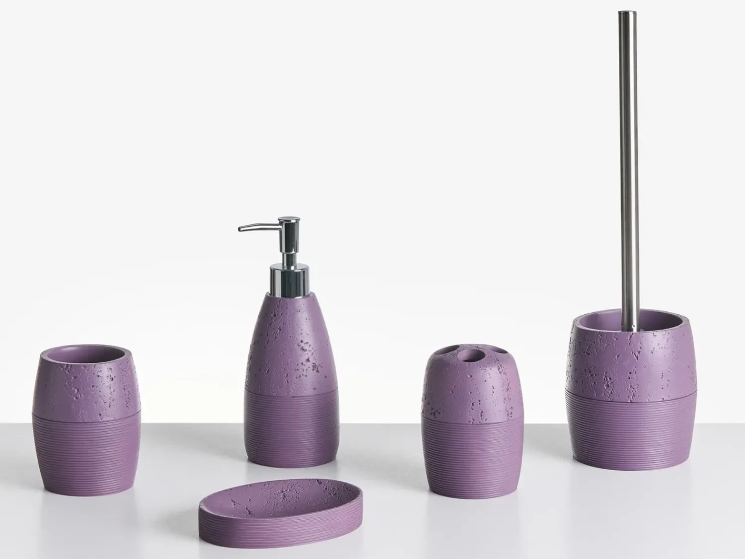 Outlet Beliani Set da 5 accessori per il bagno YARAPA Viola